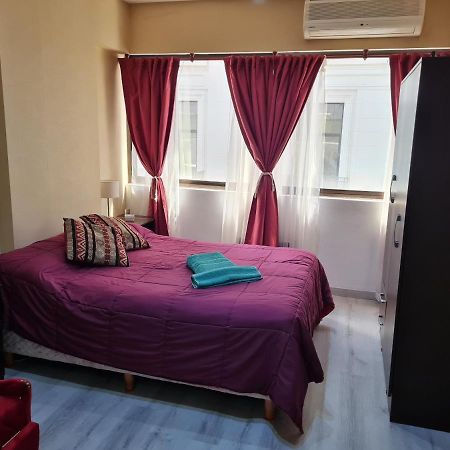 Monoambiente A 300 Metros Del Obelisco Apartment บัวโนสไอเรส ภายนอก รูปภาพ