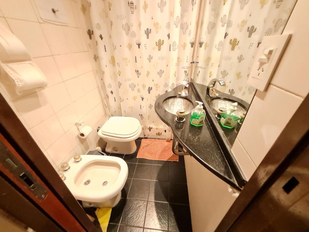 Monoambiente A 300 Metros Del Obelisco Apartment บัวโนสไอเรส ภายนอก รูปภาพ